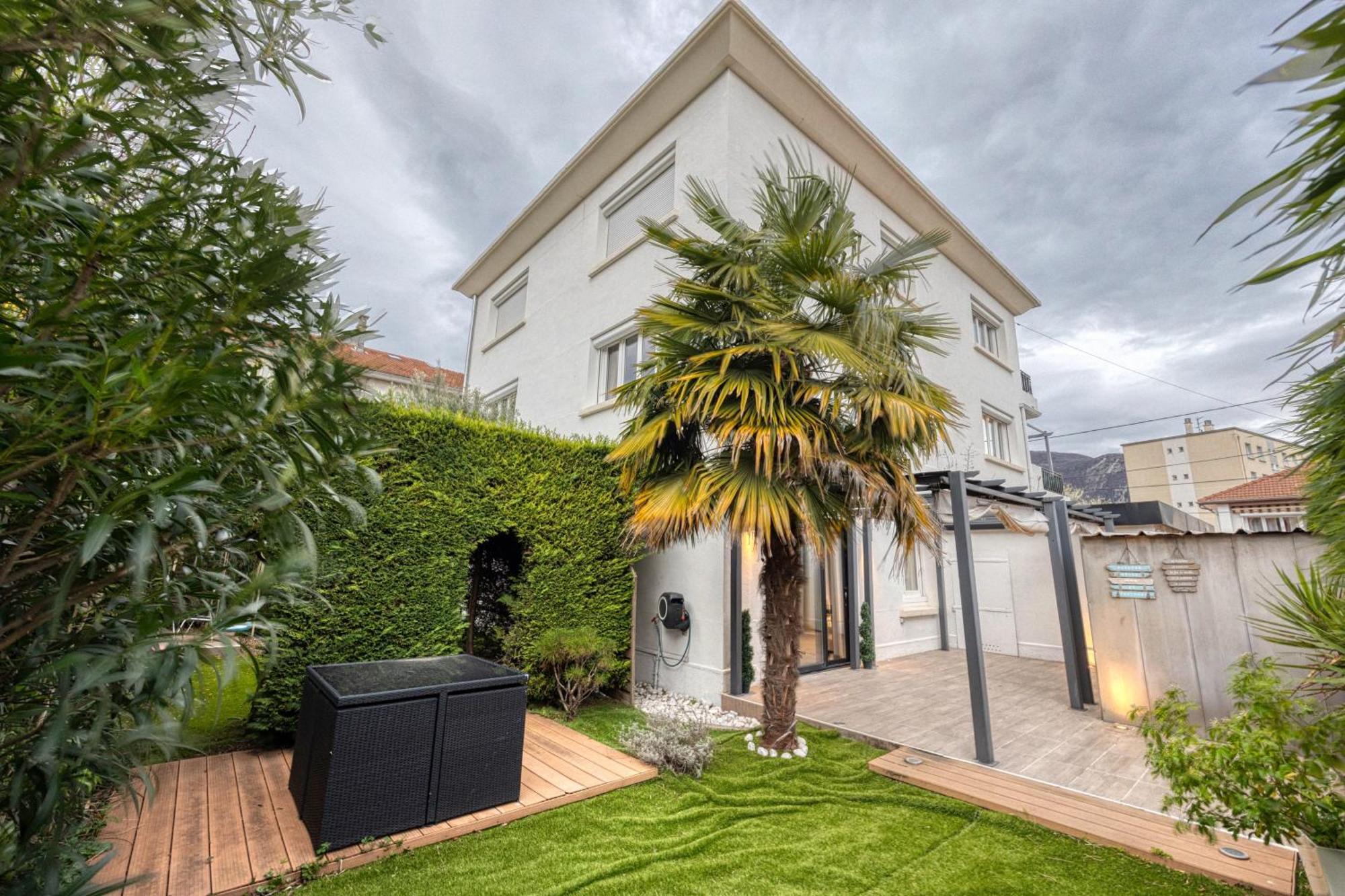 La Villa - Piscine / Karaoke / Jeux Fontaine  Exterior foto