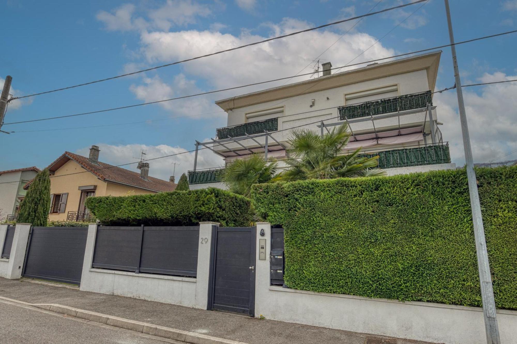 La Villa - Piscine / Karaoke / Jeux Fontaine  Exterior foto